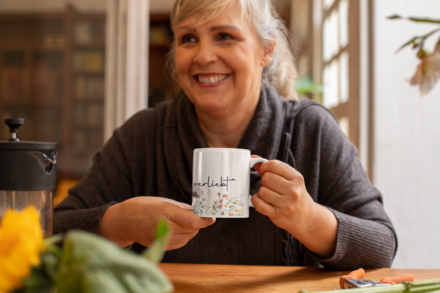 "RHÖNverliebt" Tasse mit bunter Blumenwiese in Keramik
